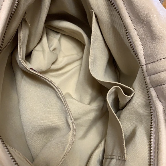 RK soft leather bag - Picture 11 of 15